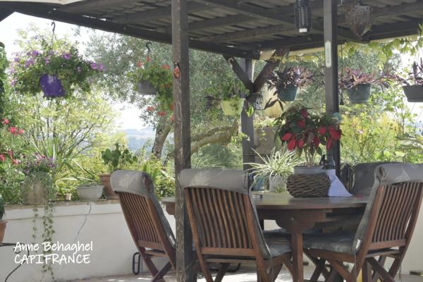 Maison à vendre P5 -160m2- Terrain 4044m2-Dépendances -Proche Astaffort