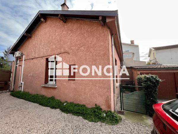 Location Maison 3 pièces 76.1 m² - 20 rue du TRANSVAAL Lyon 69008