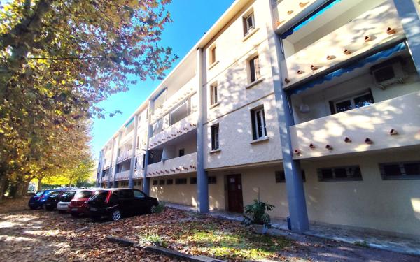Appartement à vendre    3 pièces • 59 m2 Avignon