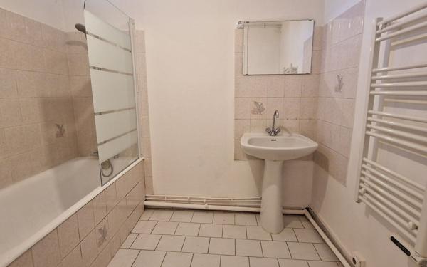 Appartement à louer    2 pièces •  Mantes-la-Jolie