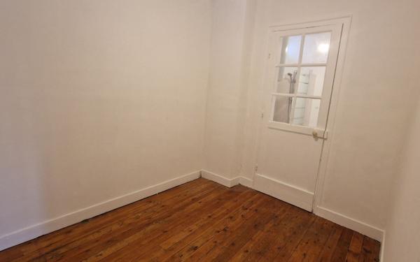 Appartement à louer    2 pièces •  Mantes-la-Jolie