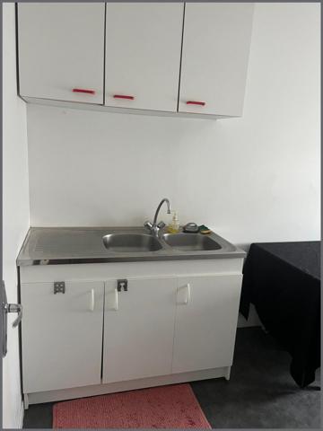 Local Commercial à LANNION, 22300 - 6 pièces 63m²