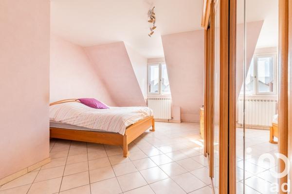 Pavillon 7 pièces de 170 m² à Choisy-le-Roi (94600)