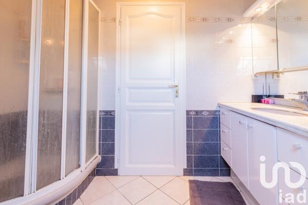 Pavillon 7 pièces de 170 m² à Choisy-le-Roi (94600)