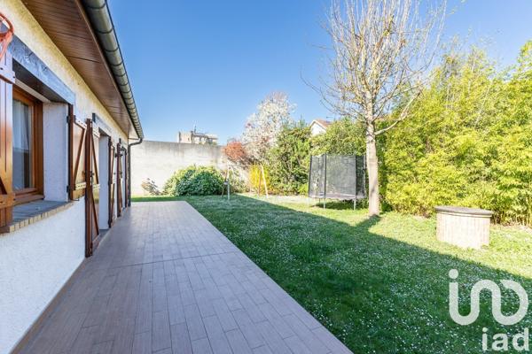 Pavillon 7 pièces de 170 m² à Choisy-le-Roi (94600)