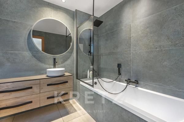 Écrin de Verdure à Deux Pas de la Croisette : L’Exception au Calme Absolu