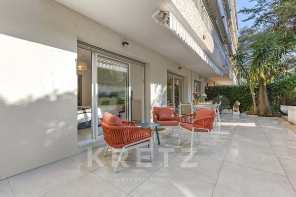 Écrin de Verdure à Deux Pas de la Croisette : L’Exception au Calme Absolu