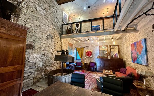 Maison à vendre    7 pièces •  Antugnac