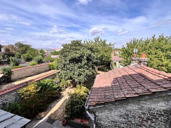 78200 MANTES LA JOLIE, Maison 7 pièce(s) 130 m2, 4 chambres, jardin clos de murs, sous-sol total