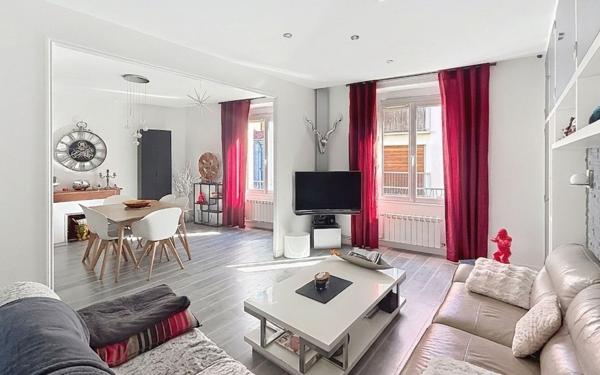Appartement à vendre    4 pièces • 103 m2 Saint-Étienne