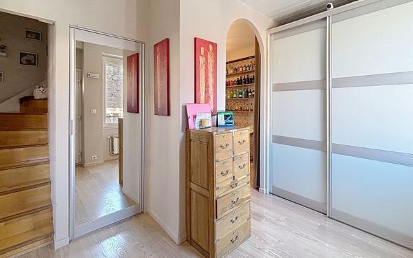 Appartement à vendre    4 pièces • 103 m2 Saint-Étienne