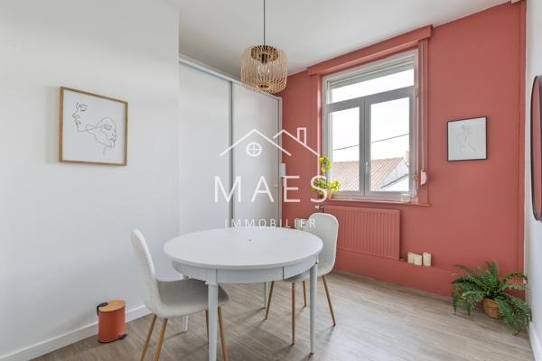 Pépite des années 30 – Maison semi -mitoyenne de 107 m2 4 chambres