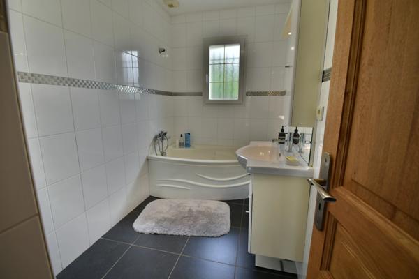 Maison à vendre 8 pièces LEVES (28)