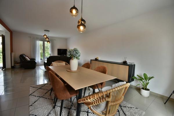 Maison à vendre 8 pièces LEVES (28)