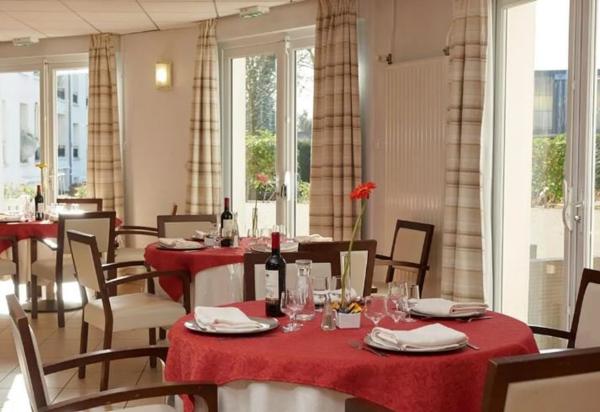 INVESTISSEMENT LOCATIF  THIAIS  Résidence Ehpad Les Jardins de Thiais - 7.04% de rentabilité