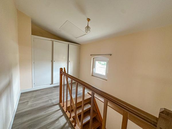 Maison de ville en pierres - centre de Doué la Fontaine 4 chambres