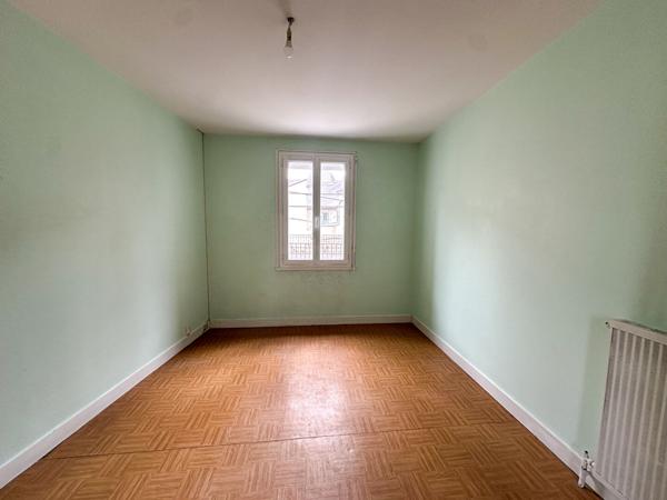 Maison de ville en pierres - centre de Doué la Fontaine 4 chambres