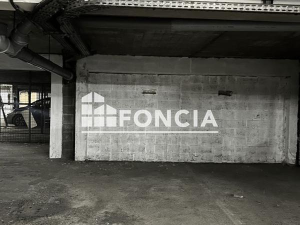 Location Parking - 134 BOULEVARD DE LA LIBERTE Lille 59000