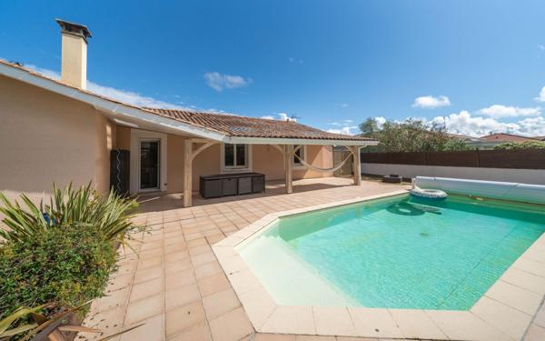 Maison à vendre    5 pièces •  Gujan-Mestras