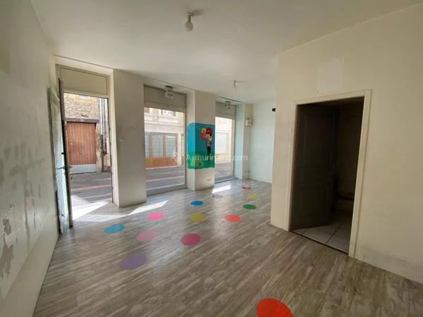 Location Local commercial 1 pièces 23 m2 à Vienne