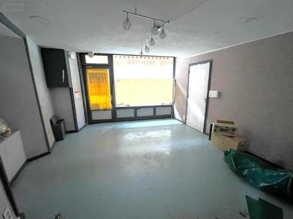 Maison à vendre à Saint-Chély-d'Apcher en Lozère (48200), ref : 48032-200