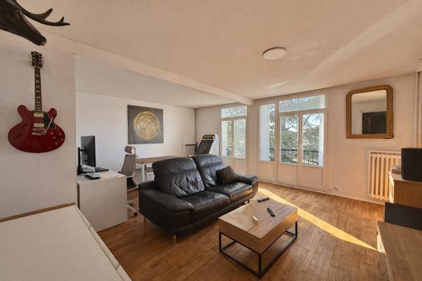 Appartement 3 pièces - 63 m² Exclusivité efficity