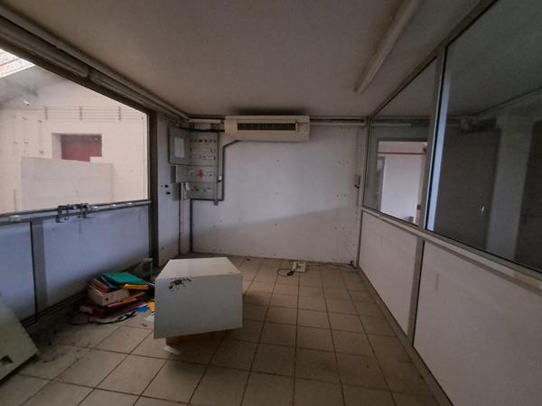 Parking / box  540 m2