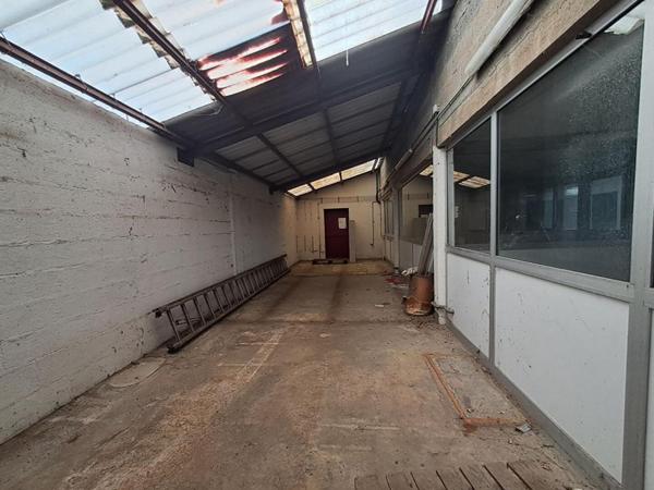 Parking / box  540 m2