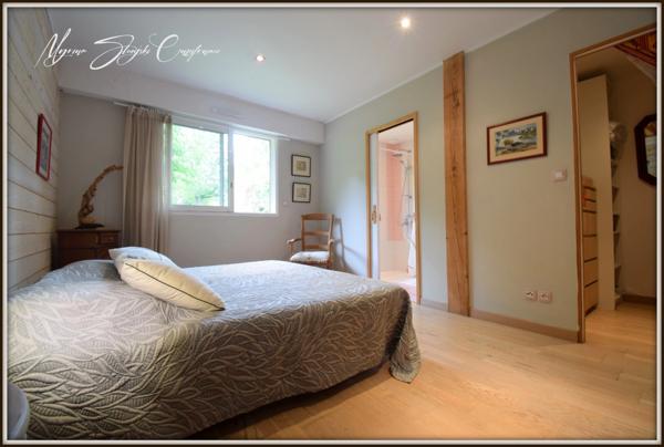 Propriété à vendre 7 pièces SOUSTONS (40) de 300 m² au calme avec dépendance