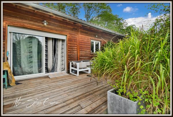 Propriété à vendre 7 pièces SOUSTONS (40) de 300 m² au calme avec dépendance