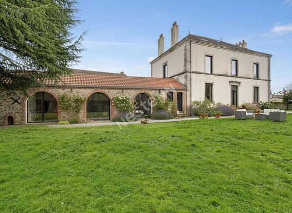 Maison DE CARACTERE sur Roussay