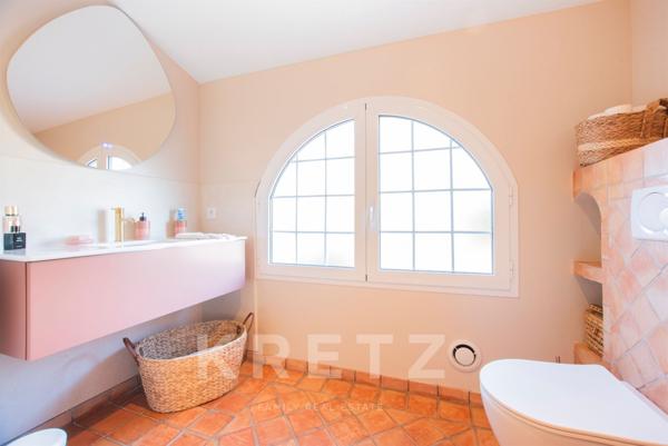 Villa de caractère 190 m² – Terrain 3 000 m² – Piscine