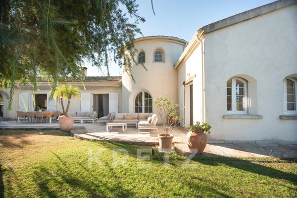 Villa de caractère 190 m² – Terrain 3 000 m² – Piscine