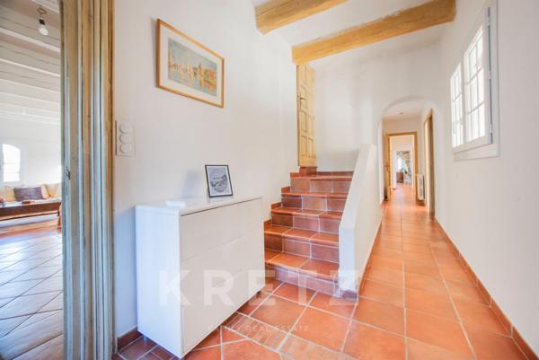 Villa de caractère 190 m² – Terrain 3 000 m² – Piscine