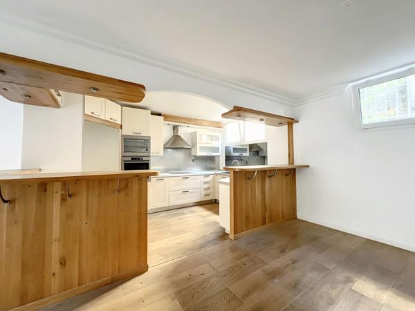 Duplex Suresnes 5 pièce(s) 125 m2