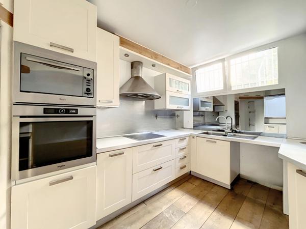 Duplex Suresnes 5 pièce(s) 125 m2