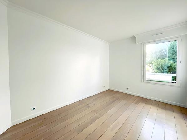 Duplex Suresnes 5 pièce(s) 125 m2