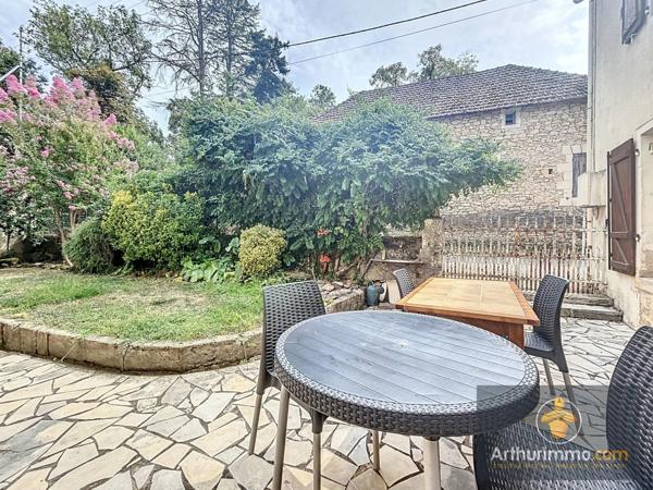 Vente Maison de village 5 pièces 91 m2 à Le Buisson-de-Cadouin