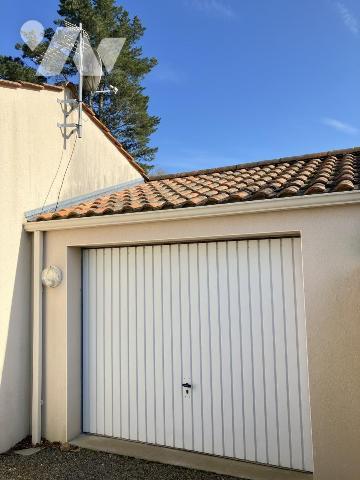 Maison de plain-pied 3 chambres garage et terrain