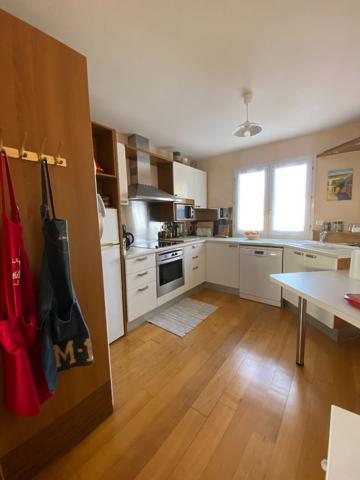 Duplex de Type 6-108m² avec ascenseur+garage électrifié -derniers étages Brest