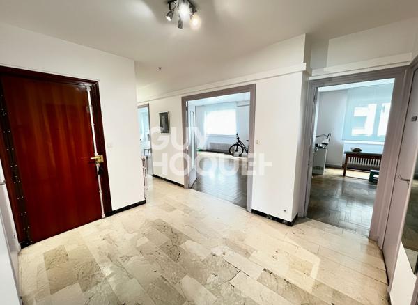 Grand T4 Préfecture - Profession libérale ou Habitation - Parking