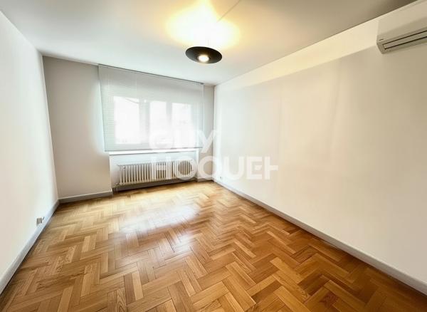 Grand T4 Préfecture - Profession libérale ou Habitation - Parking