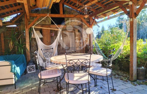 Bar : villa de 160m2 avec 11 pièces