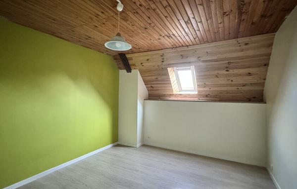 Bar : villa de 160m2 avec 11 pièces