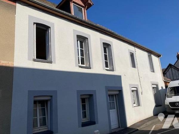GRAND COURONNE Centre - Maison de caractère 105 m² (2 chbres - possibilité 3) avec jardin