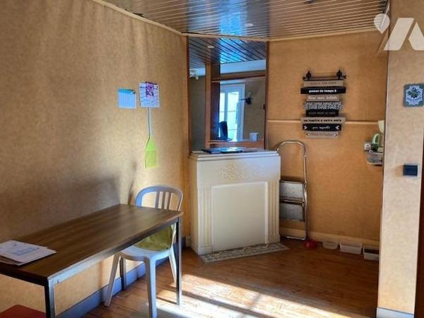 GRAND COURONNE Centre - Maison de caractère 105 m² (2 chbres - possibilité 3) avec jardin