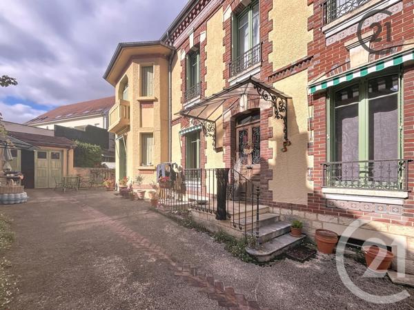 Maison à vendre  10 pièces - 215 m2 AUXERRE - 89