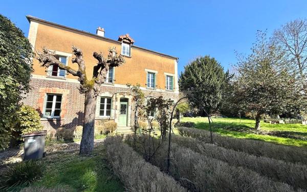 Maison à vendre    7 pièces •  Boissy-Saint-Léger