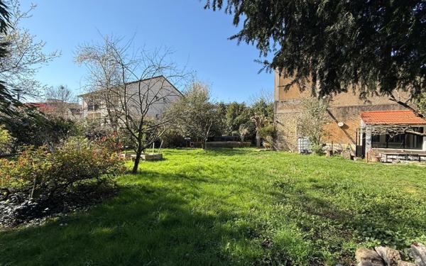 Maison à vendre    7 pièces •  Boissy-Saint-Léger