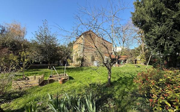 Maison à vendre    7 pièces •  Boissy-Saint-Léger